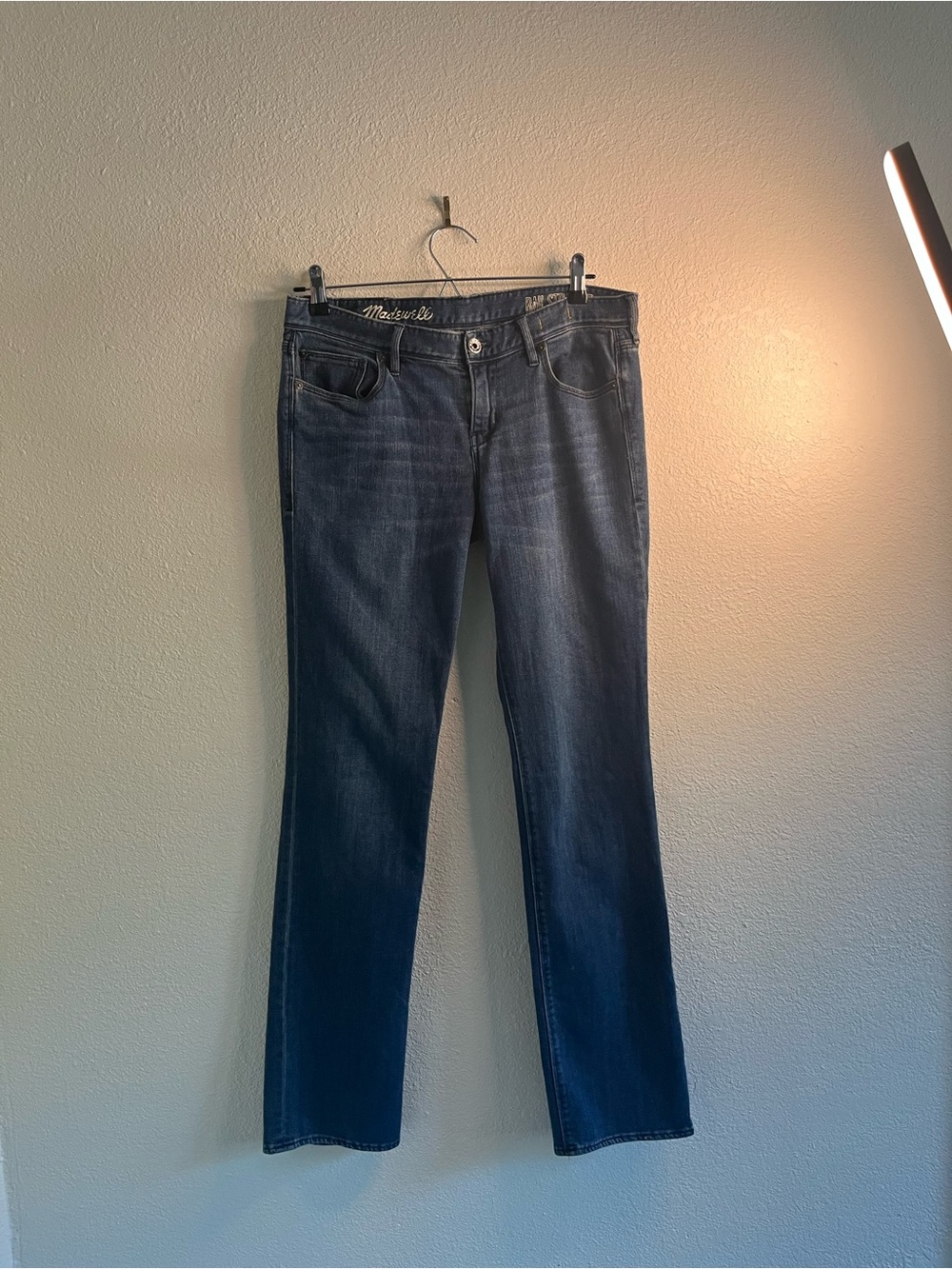 Madewell Women’s Dark Blue Rail Straight Jeans 30x34